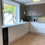 Nesje Gardstun Villa *