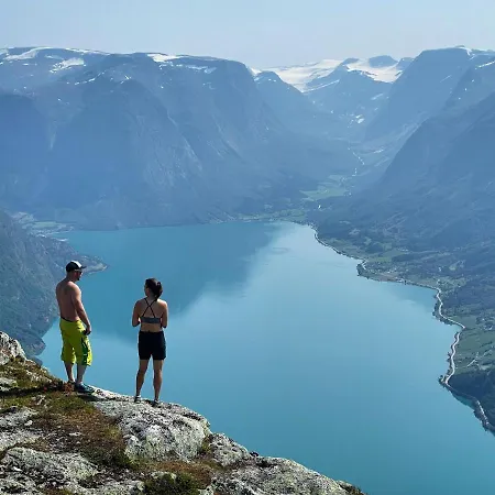 Nesje Gardstun Oppstryn