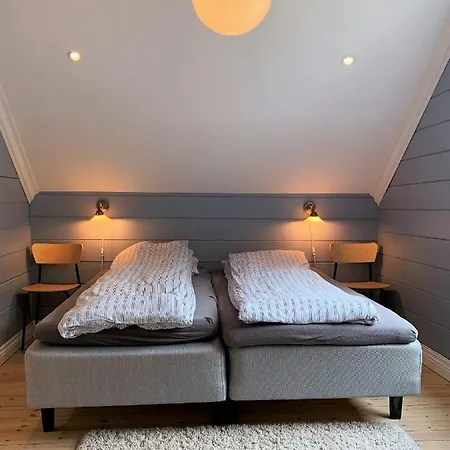 Nesje Gardstun Villa *