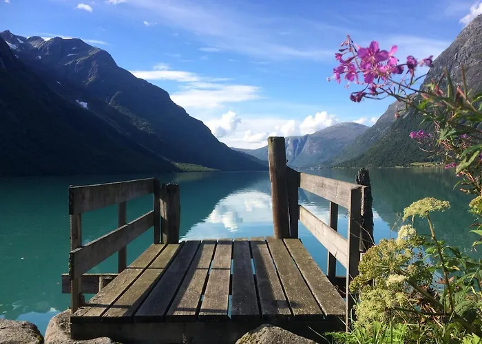 Nesje Gardstun * Oppstryn