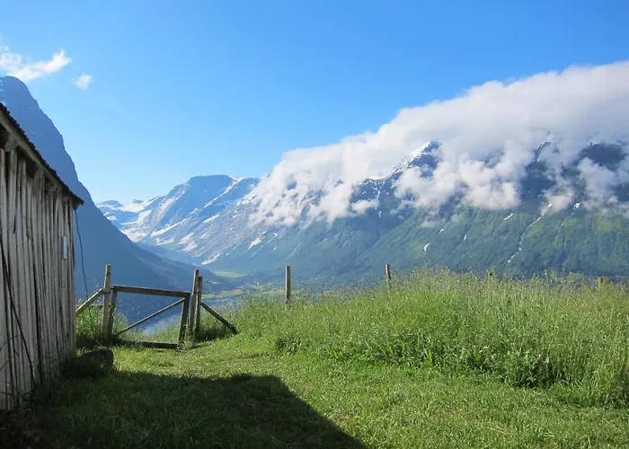Nesje Gardstun Oppstryn